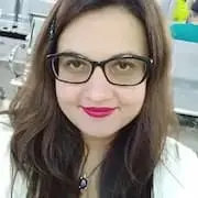 Оля Махинова